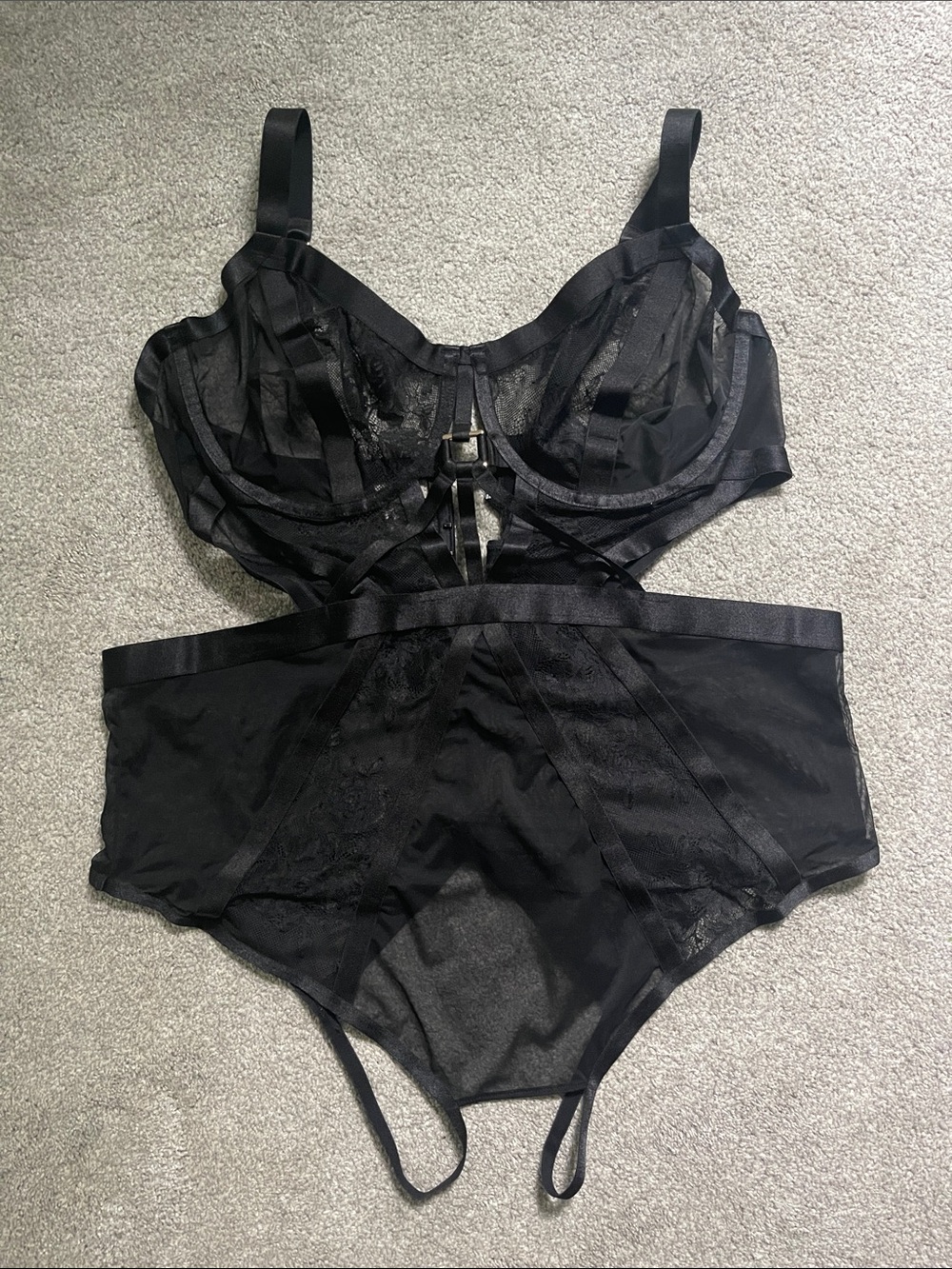 Torrid Mob Wife Strappy Underwire Lace Bodysuit
